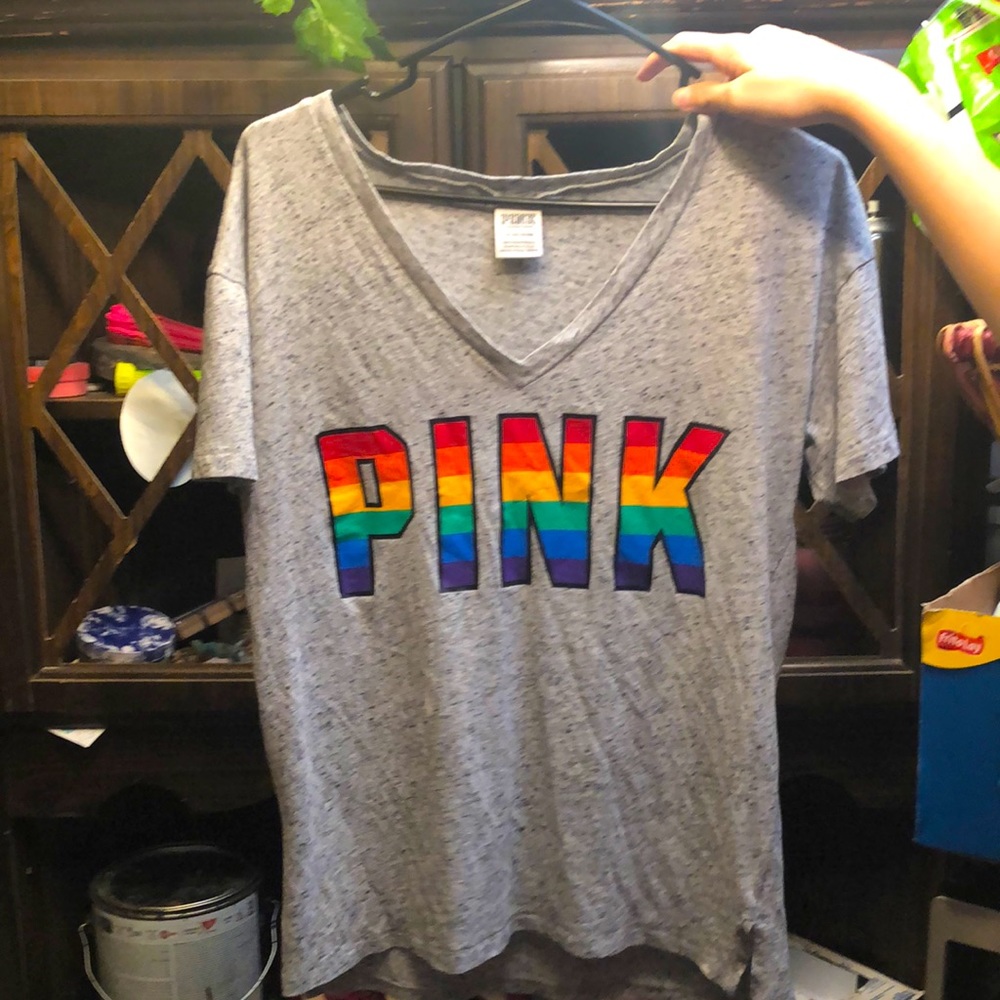 Women’s Victoria’s Secret PINK tshirt